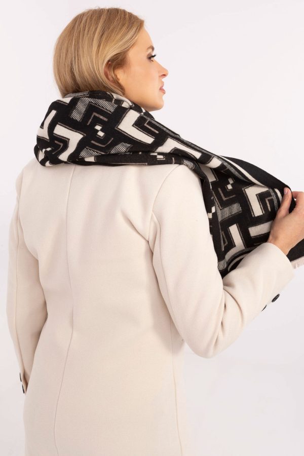Shawl model 205965 AT