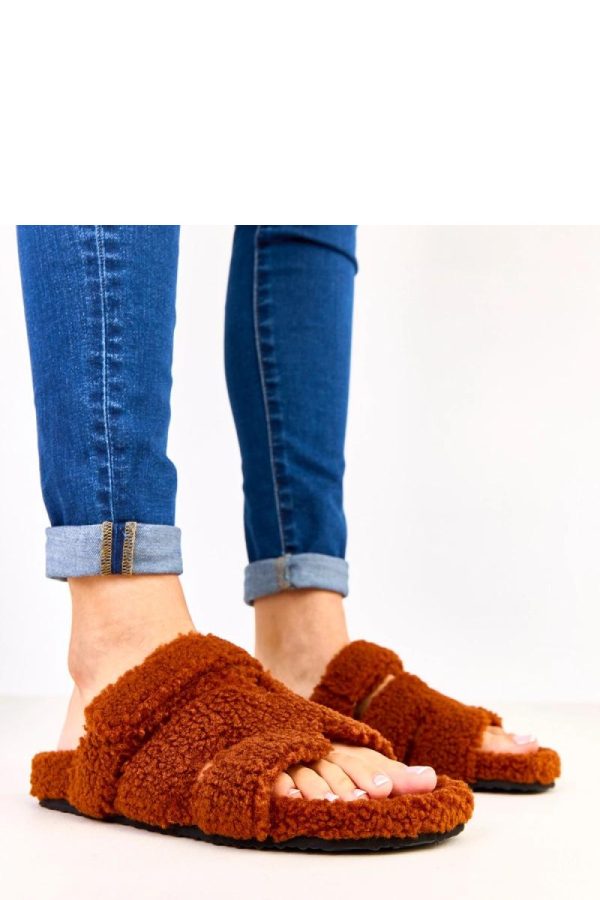 Slippers model 223135 Solea