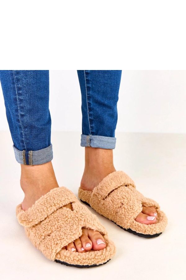 Slippers model 223136 Solea