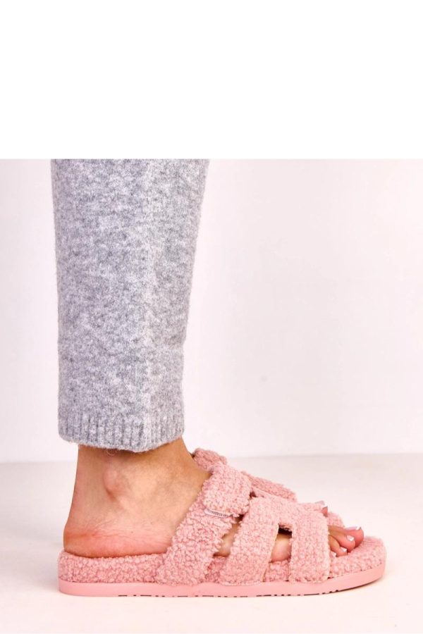 Slippers model 223137 Solea