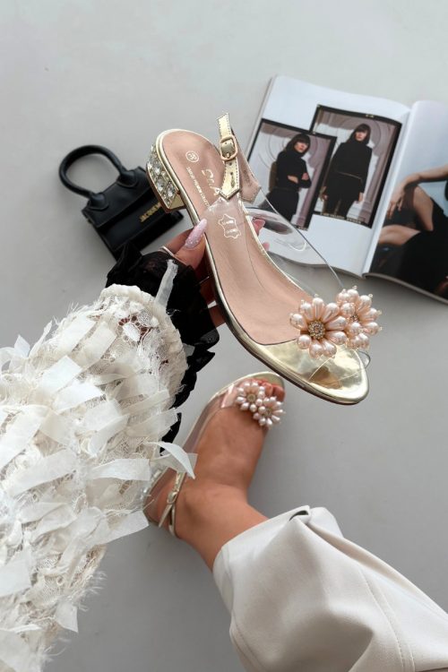 Sandals model 225151 Step in style