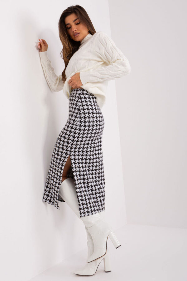 1001958 Skirt model 187757 Lakerta