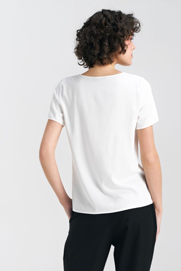 Blouse model 193806 Nife