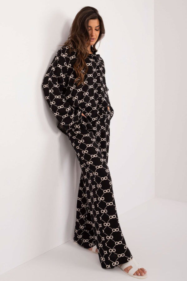 Set model 197731 Lakerta