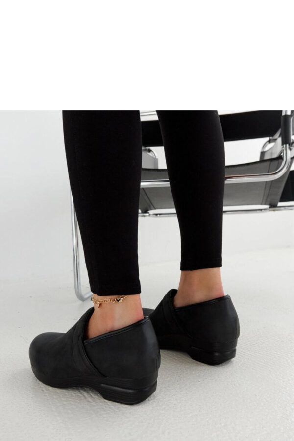 Half shoes model 206480 Solea