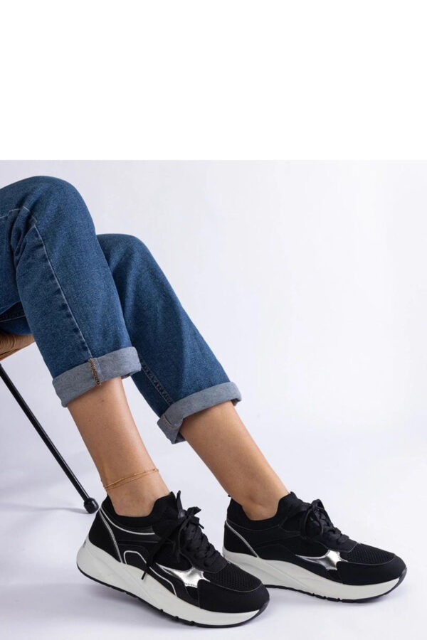 Sneakers model 207163 Solea