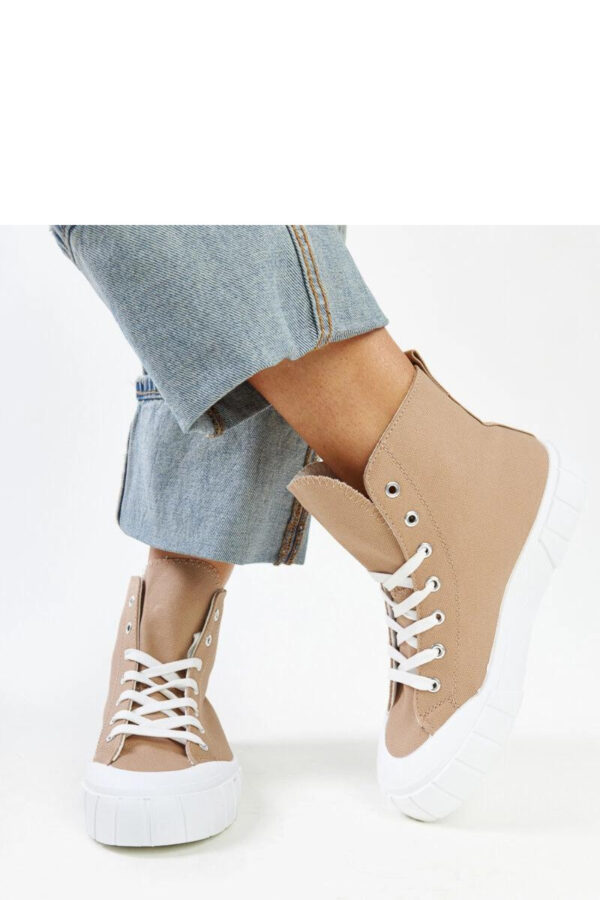 Sneakers model 207378 Solea