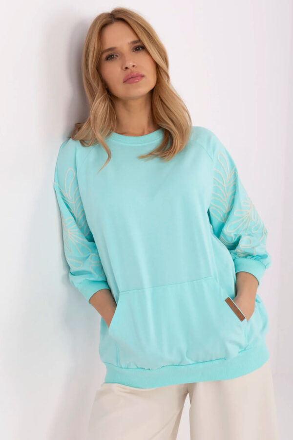 Sweatshirt model 209843 Relevance