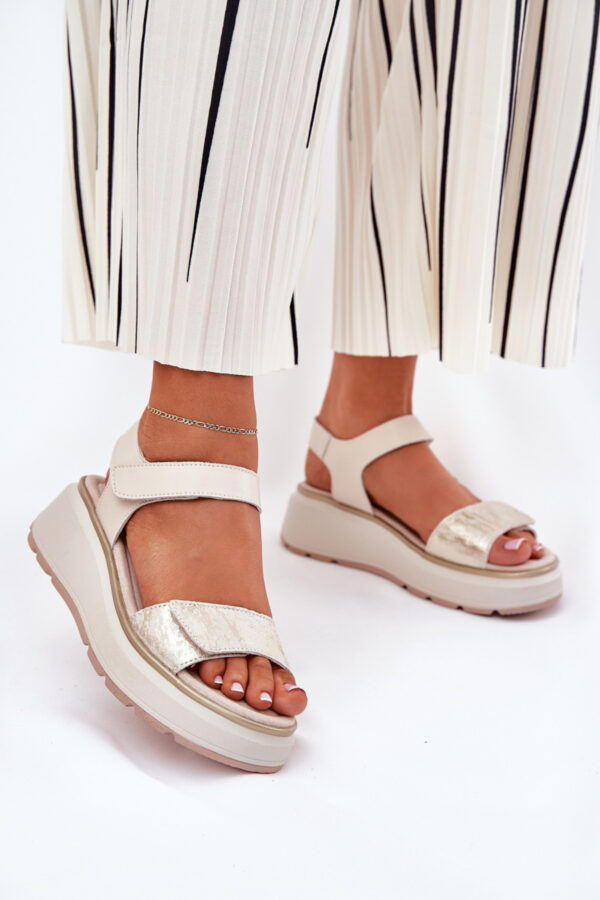 Sandals model 210691 Step in style