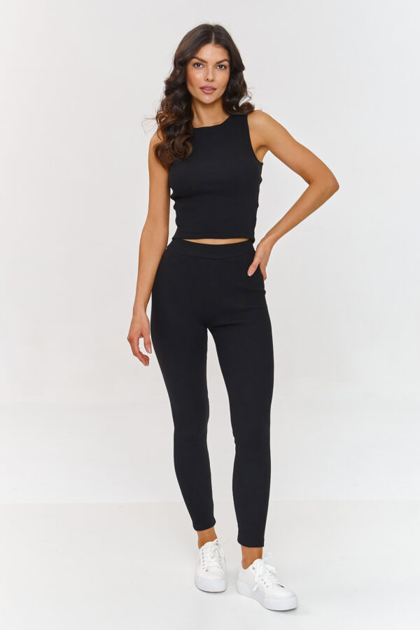 1072130 Set model 209648 Makadamia