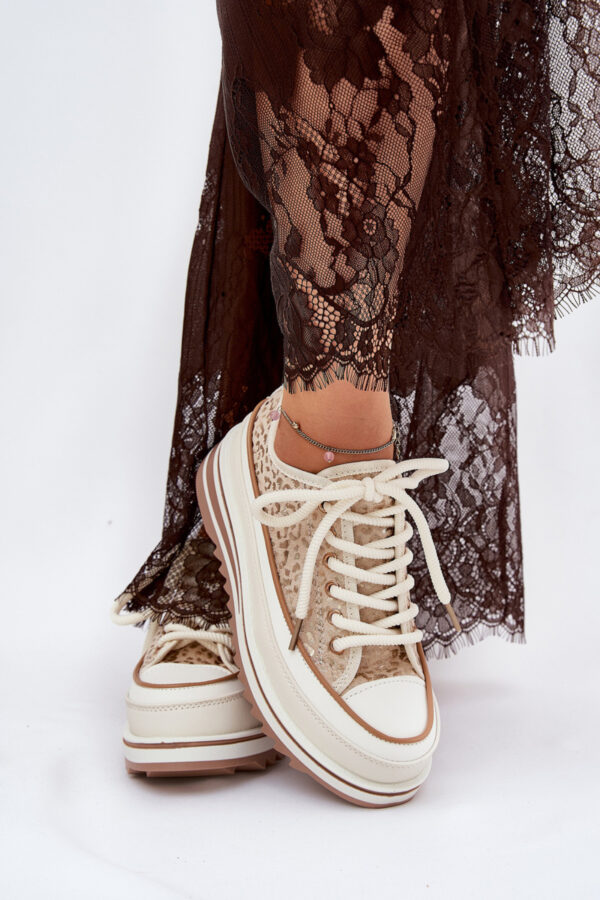 1073132 Sneakers model 211353 Step in style