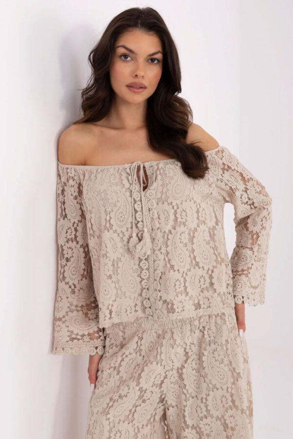 Blouse model 211441 Italy Moda