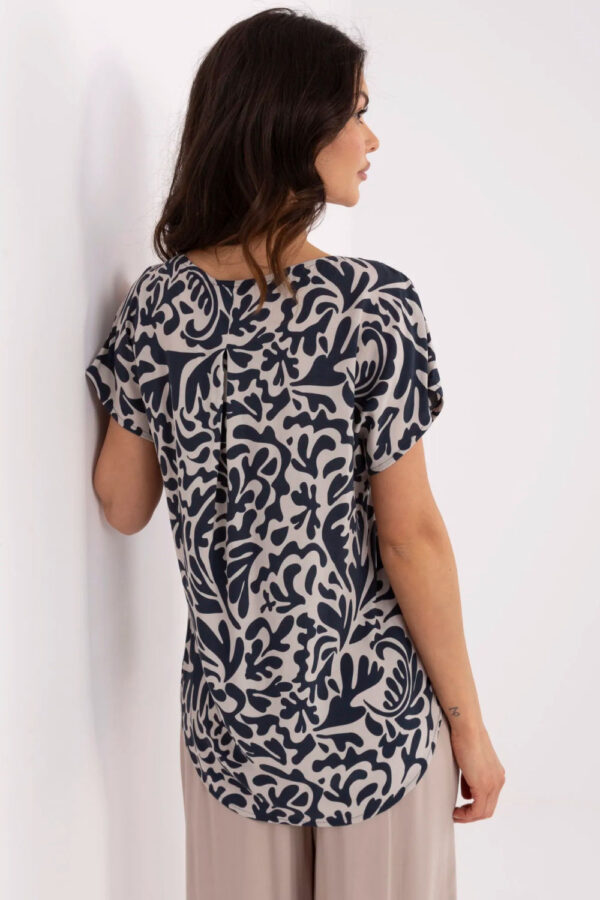 Blouse model 211498 Sublevel