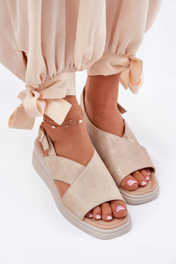 Buskin model 211942 Step in style