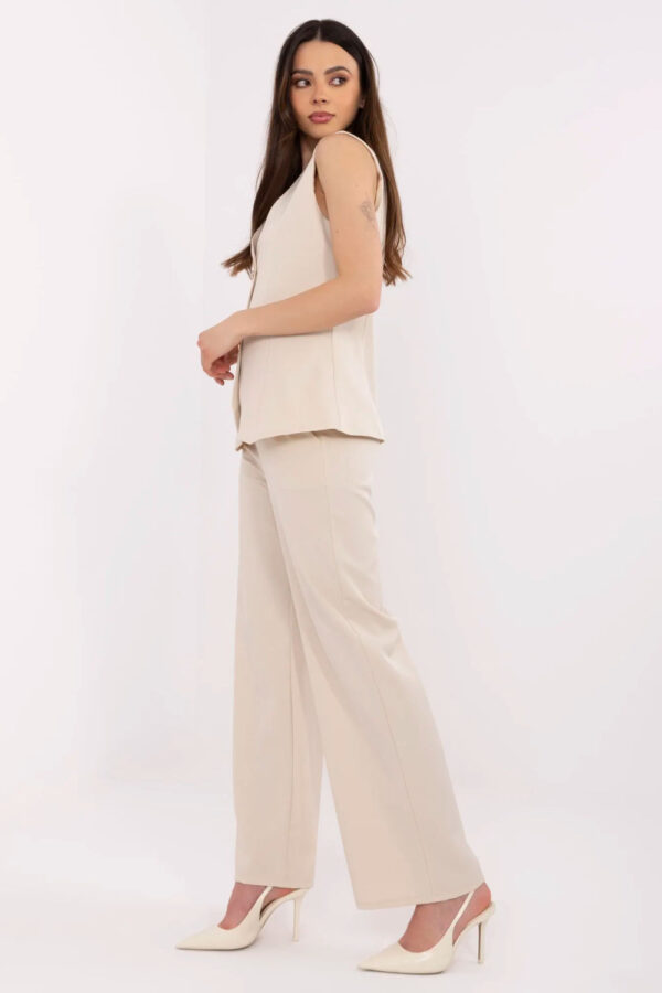 Set model 212538 Italy Moda