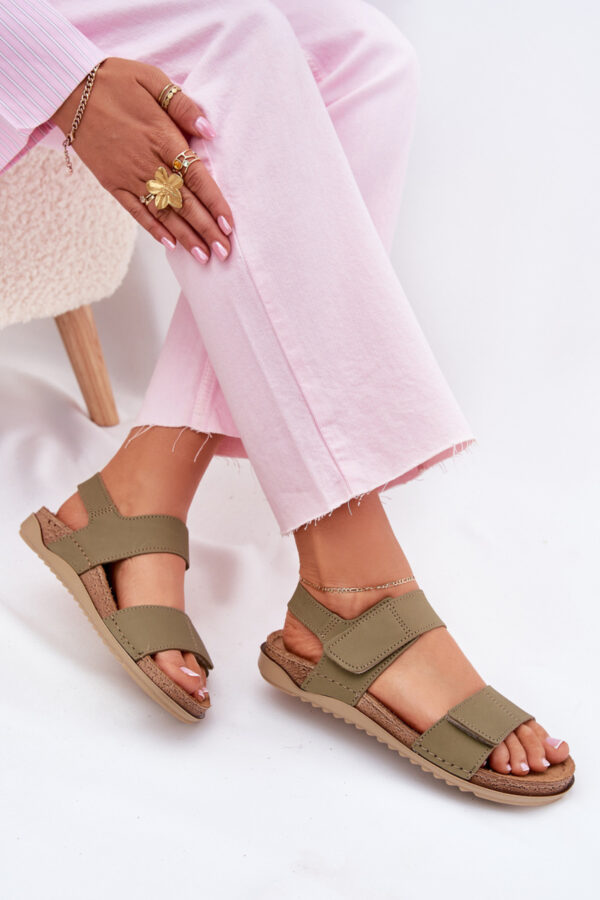 Sandals model 215024 Step in style