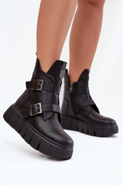 Platform boots model 216832 Step in style