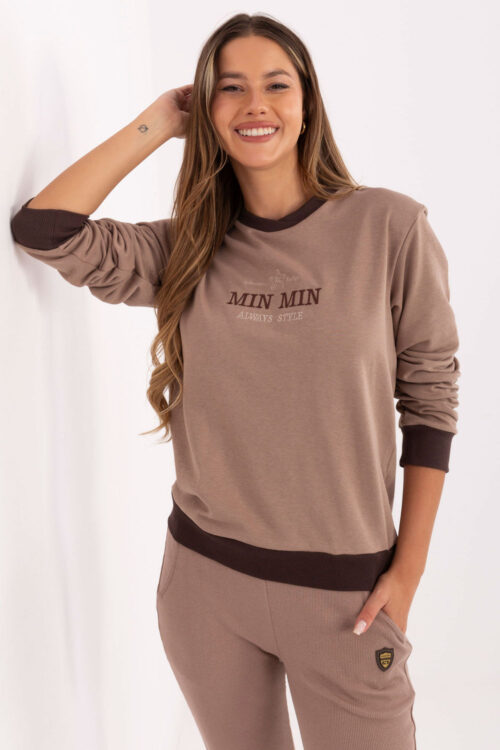 Sweatshirt model 217305 Relevance