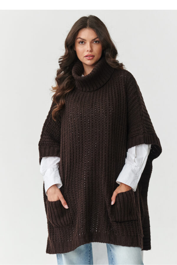 Turtleneck model 217654 Makadamia