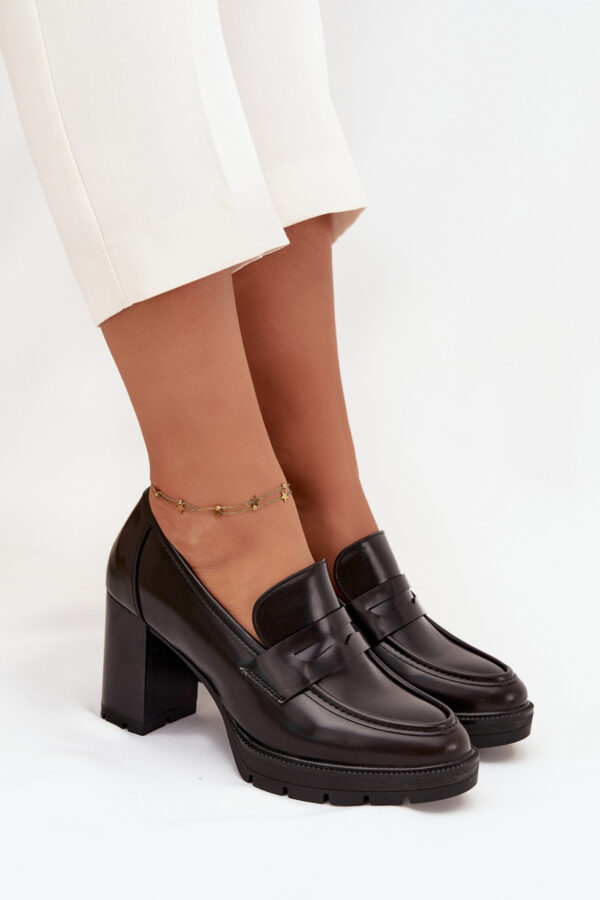Heeled low shoes model 217689 Step in style