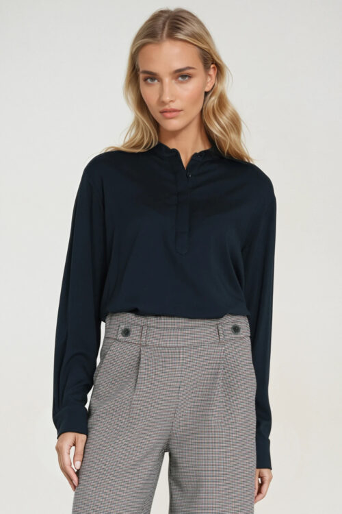 Blouse model 219775 Nife