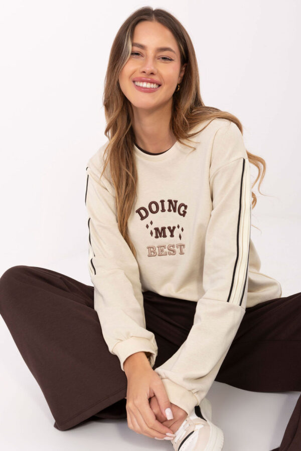 Sweatshirt model 219971 Relevance