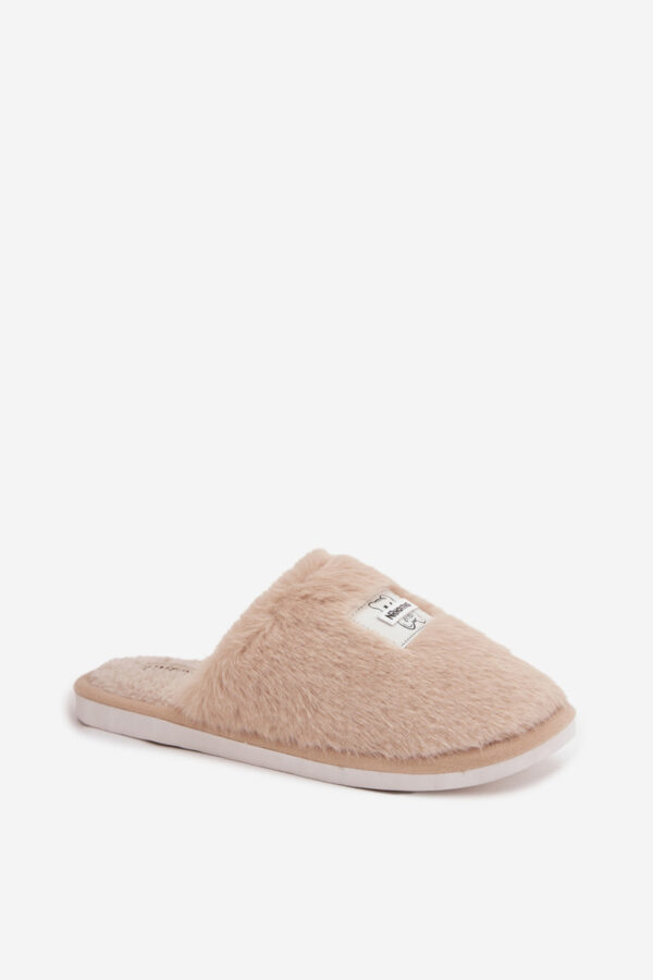 1099680 Slippers model 220062 Step in style