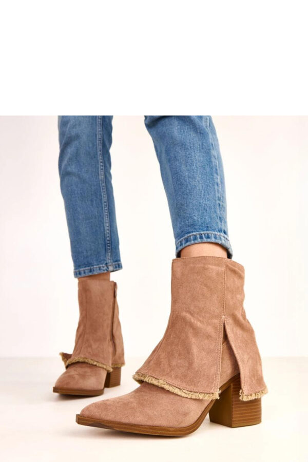 1100241 Heel boots model 220271 Solea