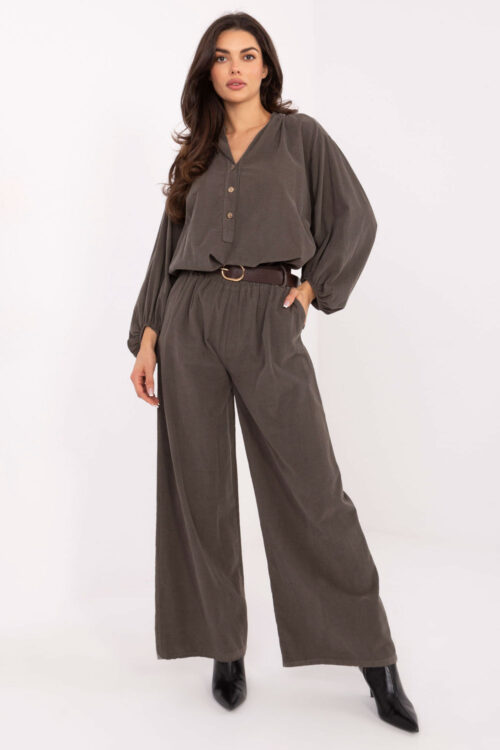 Women trousers model 220286 Italy Moda