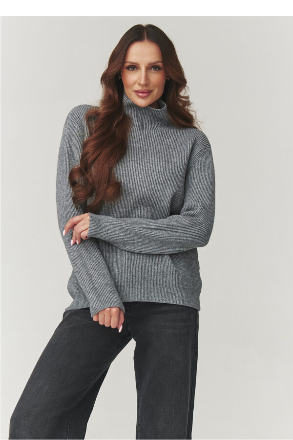 Turtleneck model 220772 Makadamia