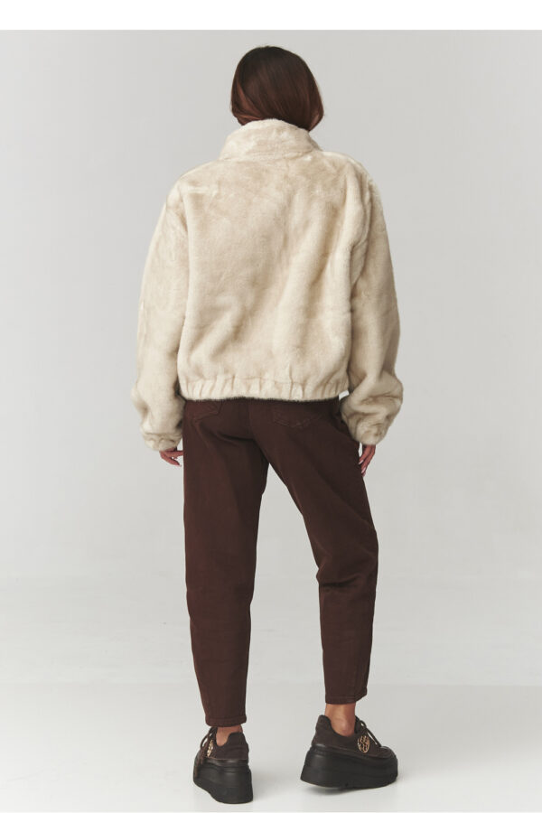 Jacket model 220779 Makadamia