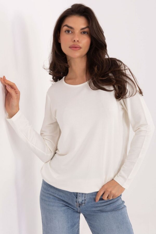 Blouse model 222430 Relevance