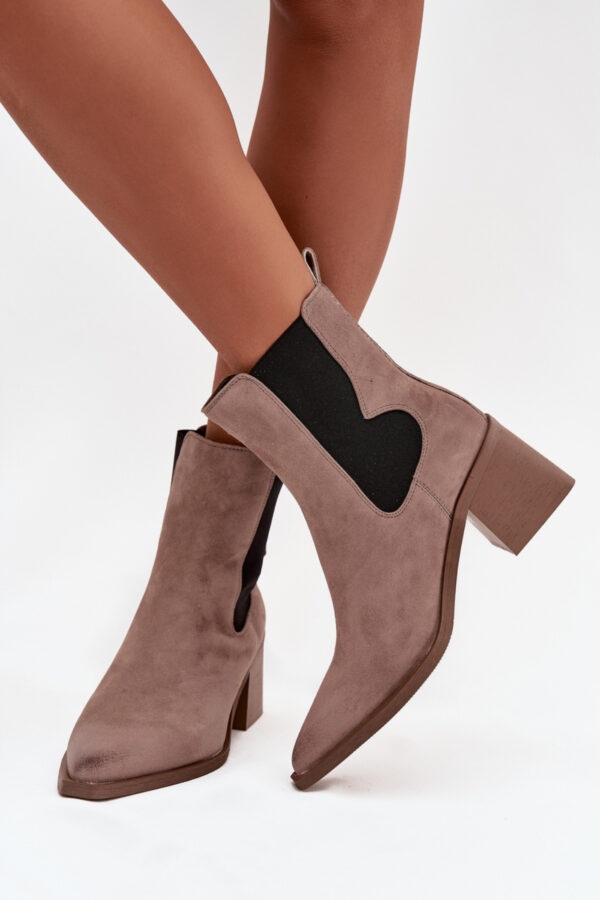 Heel boots model 222524 Step in style
