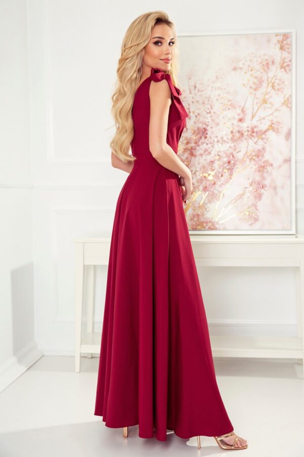 964377 Long dress model 175009 Numoco