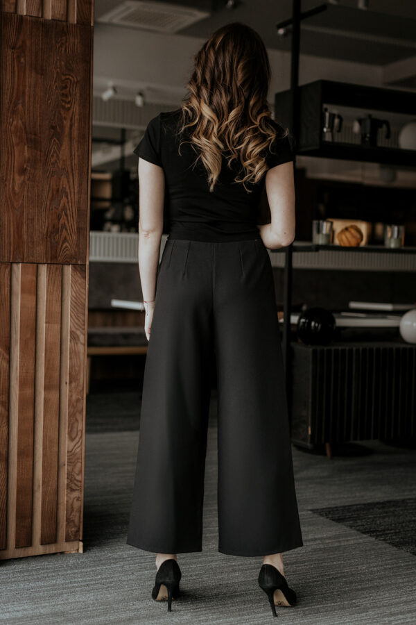 Women trousers model 176701 Tessita