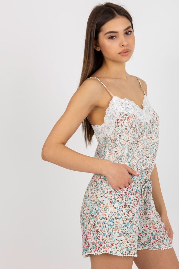 986684 Shorts model 182448 Fresh Made