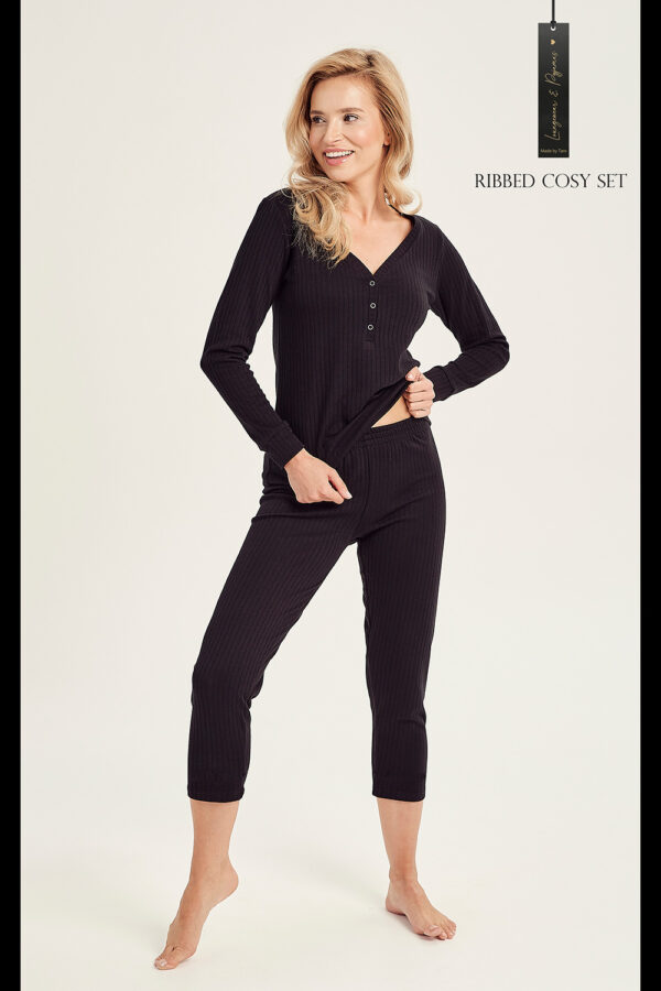 988179 Pyjama model 183016 Taro