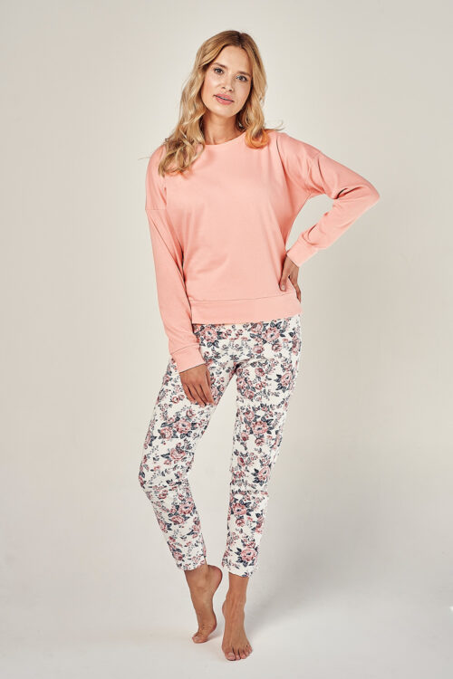 Pyjama model 185379 Taro
