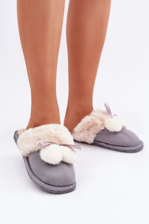 1053654 Slippers model 204931 Step in style