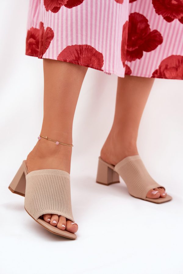 Heeled sandals model 211021 Step in style